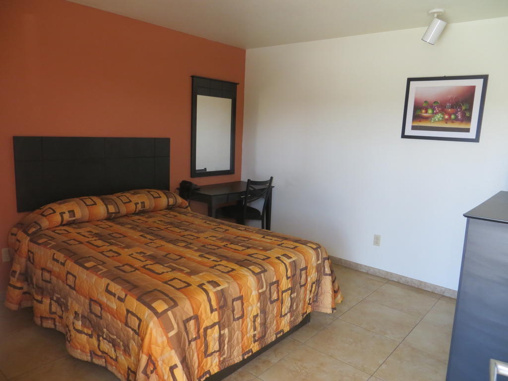 لا بورت Bayshore Motel الغرفة الصورة